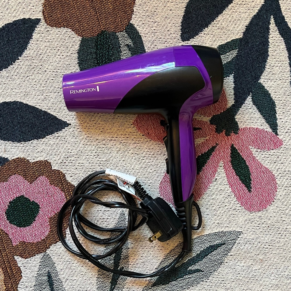 Blow dryer